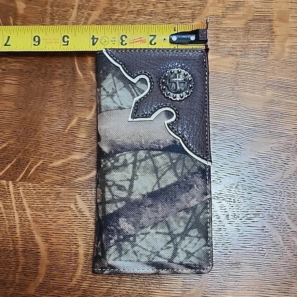 Camo wallet cross checkbook camouflage long